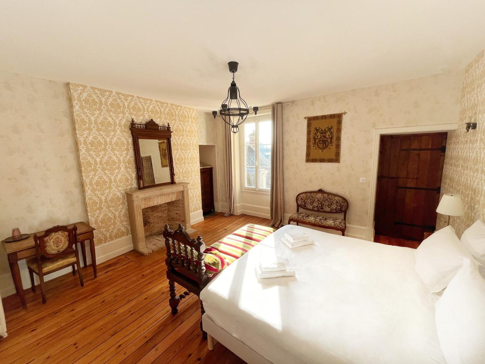 La Maison Voyage Bed And Breakfast Onzain Eksteriør billede